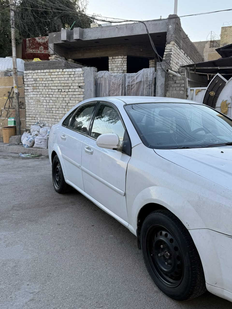 سلام عليكم اوبترا 2010 سياره بلاديه كله بس بيه صبغ بجاملاغات الاماميه فقط ً سياره كير مكينه حداديه كله خير من الله سعر 75 وبيه مجال ***********
