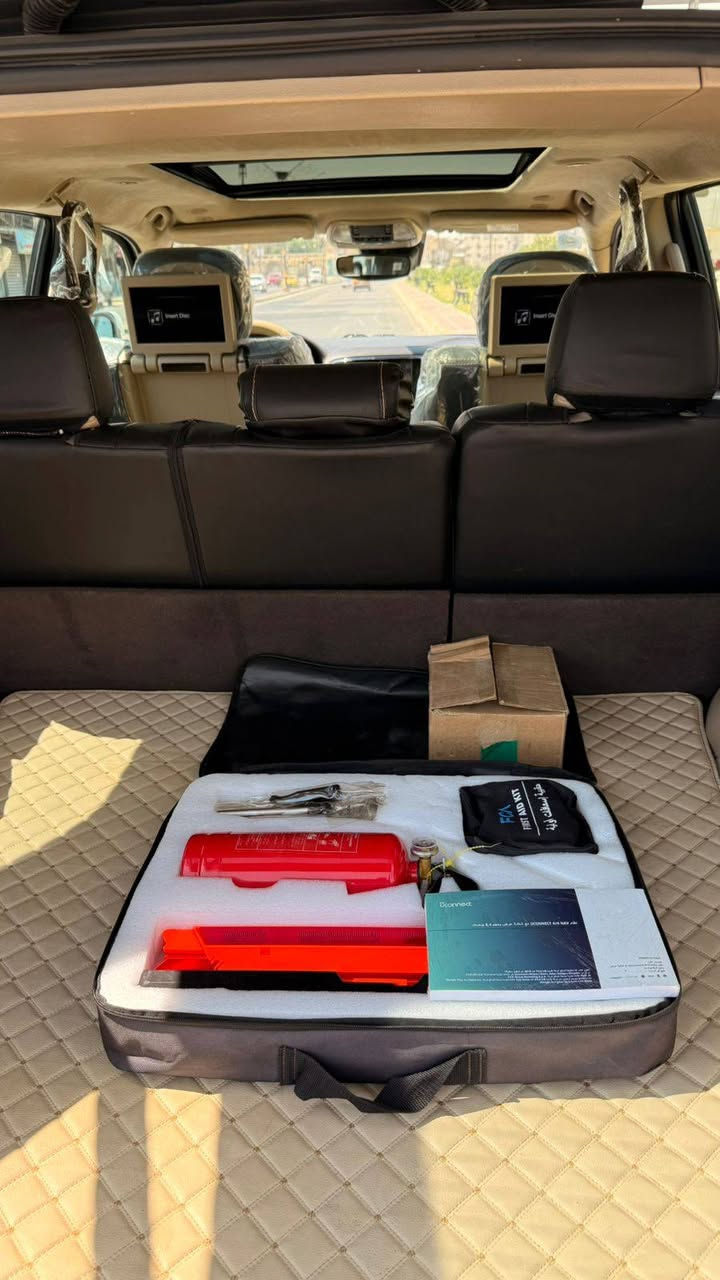 السلام عليكم للبيع جيب خليجي  سومات فول مواصفات أعلى فئه مكفوله كفاله عامه رقم بغداد نكليزي بسمي ماشيه 76 ألف السعر 340 وبيهه مجال حك الجيه مكان السياره كربلاء ***********
