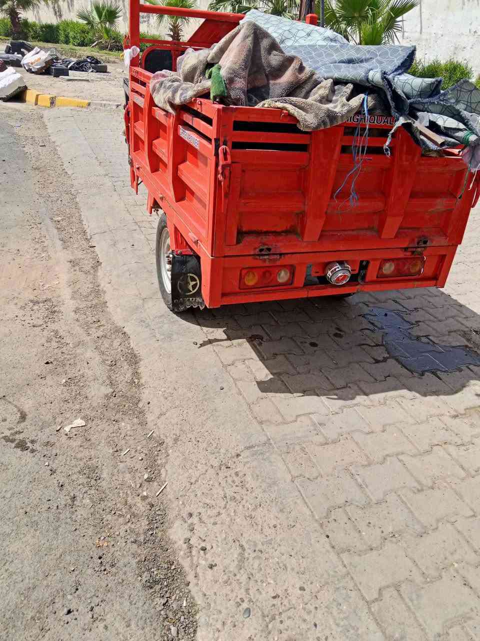ستوتة شحن للبيع السعر مليون وبيها مجال 
ا
بغداد الغزالية
كاملة 
كهربائيات يرادلها ترتيب لايت شغال 
تخم تاير جديد
بكاريات عدد 6 فول 
بريكات امامي خلفي


**إذا كنت صاحب هذا الإعلان وتريد حذفه لأي سبب، رجاءا أرسل رسالة إلى الدعم الفني**