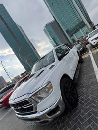 ٥.٧ لتر V8 • ٢٠٢٢ • ٧٣٠٠٠ ميل