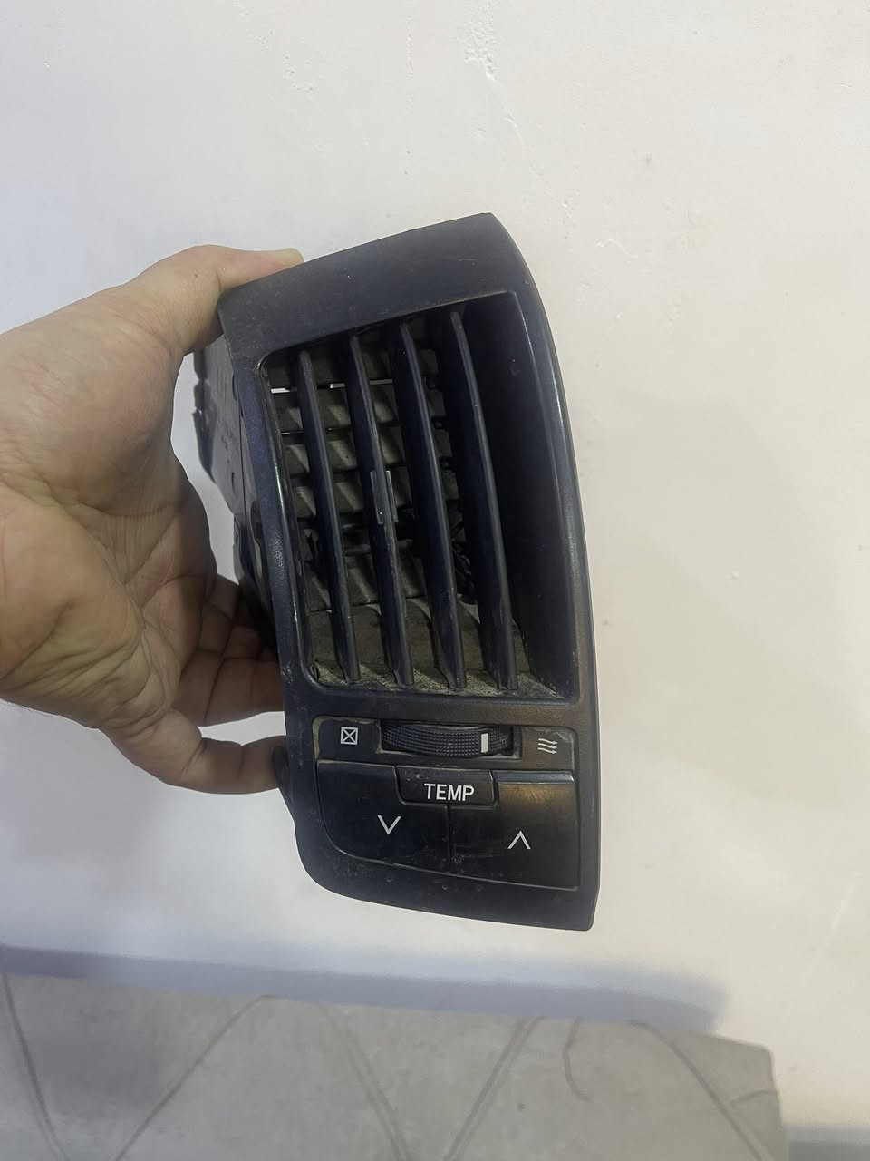 للبيع كلشي وسعره وعيوني الكم


**إذا كنت صاحب هذا الإعلان وتريد حذفه لأي سبب، رجاءا أرسل رسالة إلى الدعم الفني**