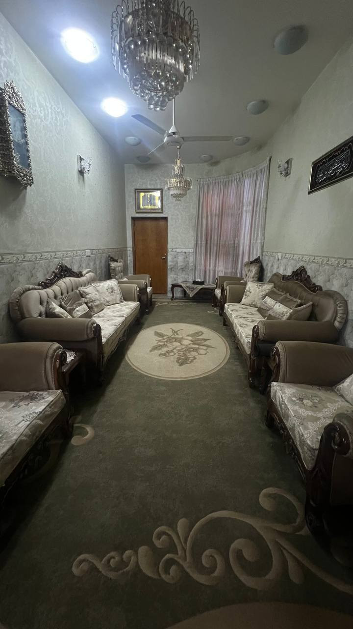 السلام عليكم 
اثاث منزل للبيع 
تخم قنفات تركي مع طبله وسطيه 
طبلات عدد 4 مع طبله وسطيه 
ثريات كرستال عدد 2


**إذا كنت صاحب هذا الإعلان وتريد حذفه لأي سبب، رجاءا أرسل رسالة إلى الدعم الفني**