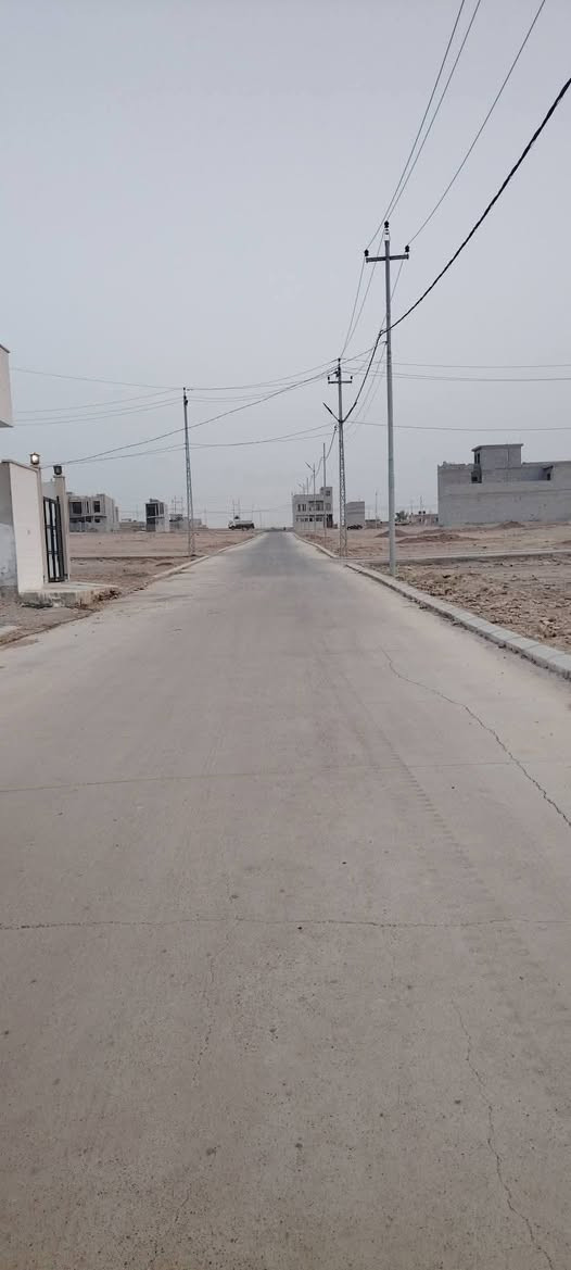 ارض للبيع حي القوسيات قرب الكليه الحيات جمعيه الزراعي مساح 150 متر قبل المنتز السعر 35مليون وبي مجال الاستفسار على الرقم 
***********وتساب
