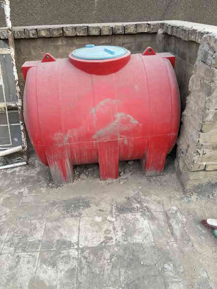 خزانات ماي نضيفات حيل خوات الجدد للبيع  سعر الواحد ٥٠ الف الازرك اردني مكانهن بغداد الرصافة الاستفسار ***********
