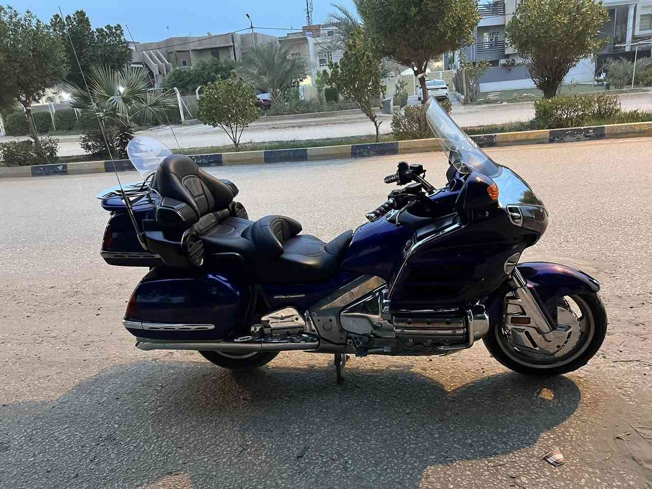 سلام عليكم كولدن 1800 موديل 2002 رقم بغداد بسمي تحويل مباشر ما ابقيها سبوع بزايد دراجه حلوه كير مكينه خير من الله عوزها ترتيبات بسيطه الشراي يراسلني واتساب ادزله فيديو بي كل التفاصيل *********** مكان الدراجه بابل السعر 45 ورقه الي مو شراي لا يراسلني ويتعبني رجائاً 
تحياتي #للجميع
