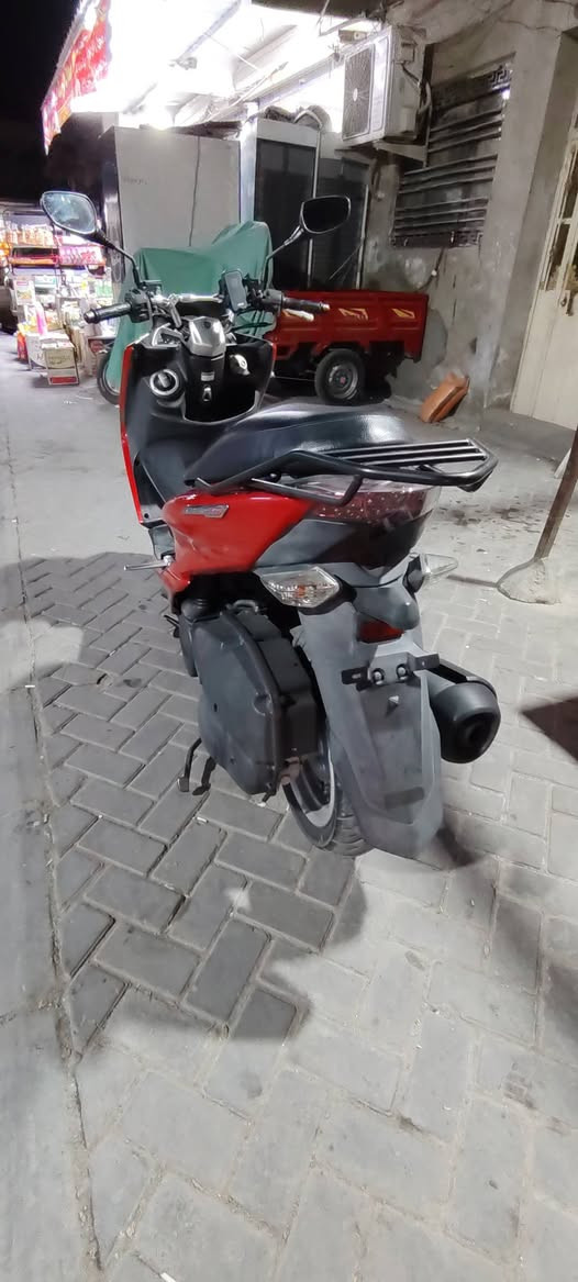 السلام عليكم دراجة ماجسته اس مكفولة كفالة عامة ماخذها من معرض دبي ماشية ١٧ الف سعرها ١٥ وبيها مجال الاتصال *********** ممتواجد فيس
