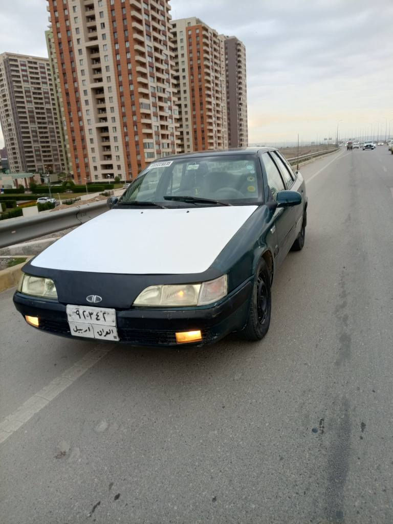 دایۆ مۆدیل ١٩٩٦
بێ سبوغ و بێ لدران
گێر و مه کینه و به ناو کردن 
هه موو شتیکی به شه رته
سه نه وی تازه به سه ر چووه
نرخی ٣٥ ورقه یه. 
له هه ولێره
*********** أربيل, العراق
