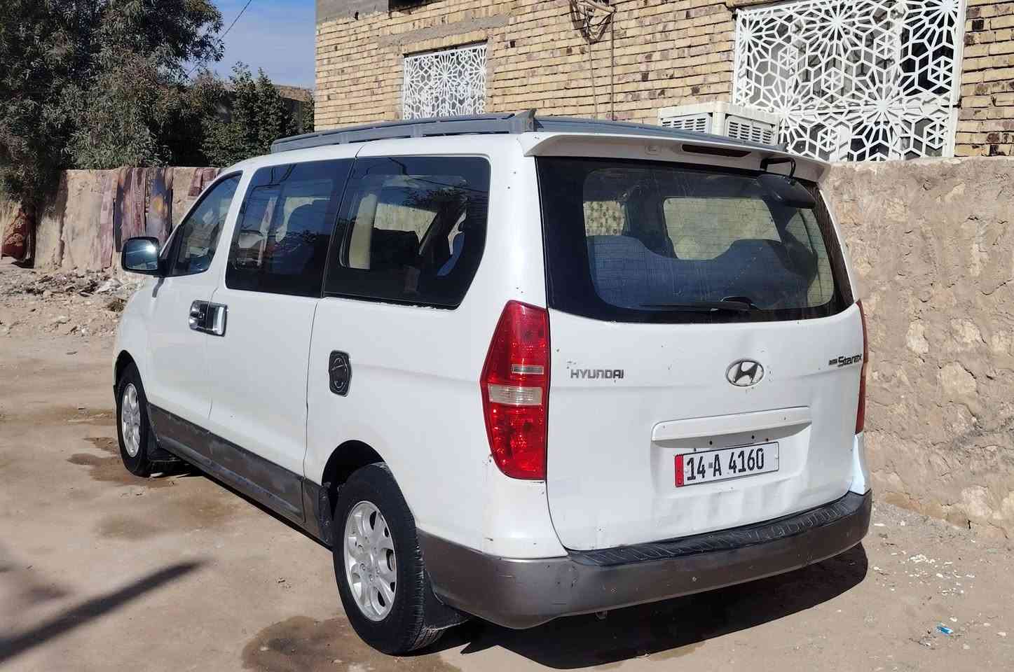 سلام عليكم ستاركس  مفتوح للبيع موديل 2010 كفاله عامه ماعده قبق جنطه والباقي كفاله مصفره هيئه ومرور رقم بصره انكليزي مكان نجف المناذره (135)وبيهه مجال للطيبين  ***********
