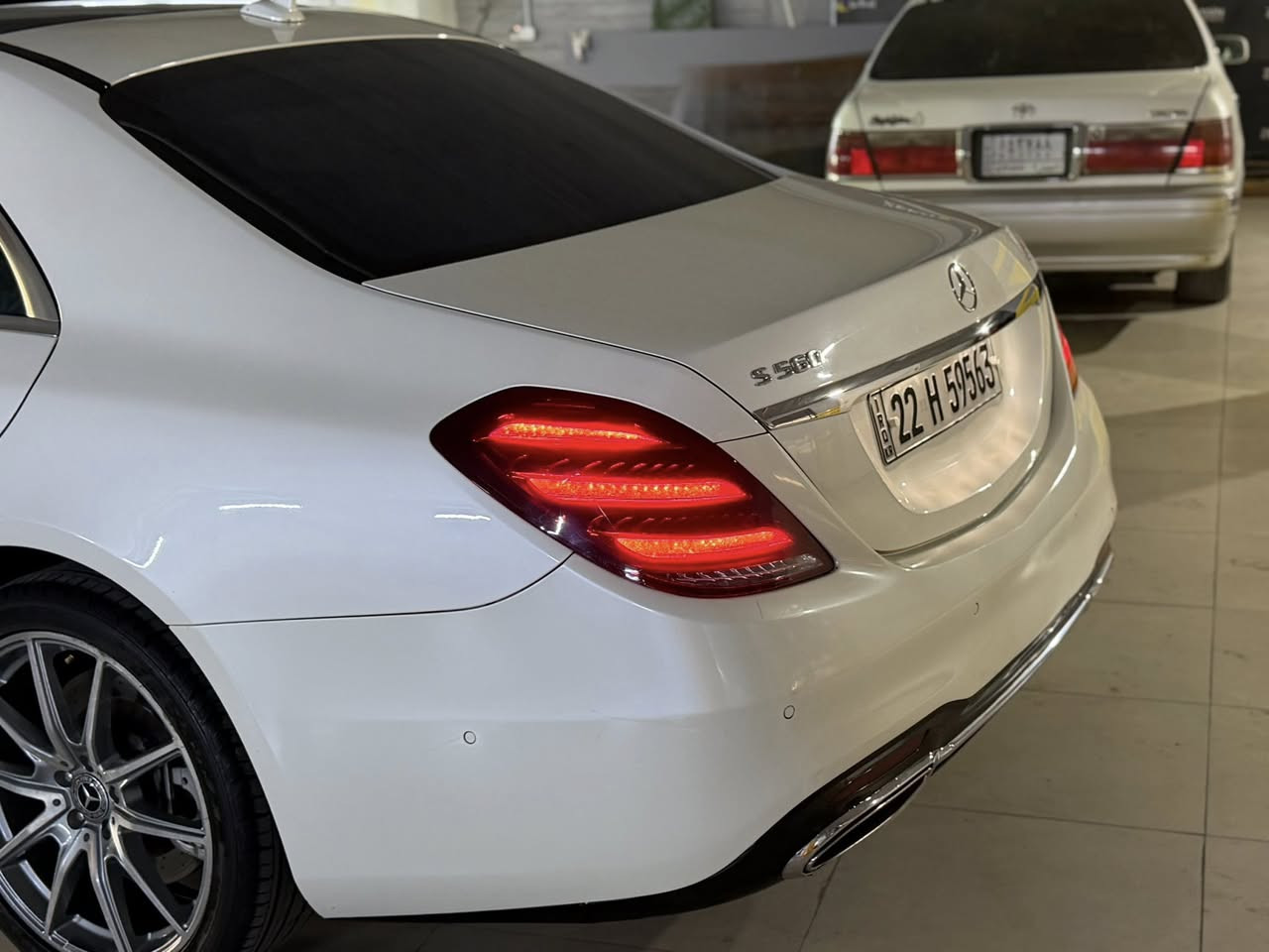مارسيدس S500 موديل 2014 وارد خليجي  BCM
5 فصوص فووول
لعشاق الفخامة مرسيدس رئاسي فووول مواصفات 5 دكم
ماشية 160 الف كيلو حقيقي
باب طويل 
بانوراما
داخل دزاينو ابيض
كشنات تدفئة وتبريد ومساج وخزن VIP
فول بردات كهرباء
جكات وناظور ليلي
كامرات 360 وحساسات محيطية وابواب شفط
مكان السيارة بغداد
للاستفسار : ***********
