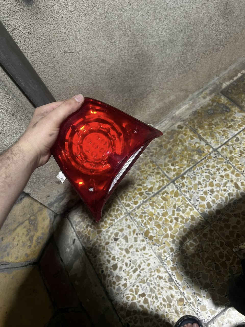 بك لايت ثعلب خليه بسعر مناسب عنوان ساحة عدن تواصل خاص او  ‭٠٧٧١ ٥٧٢ ٩٤٨٠‬
