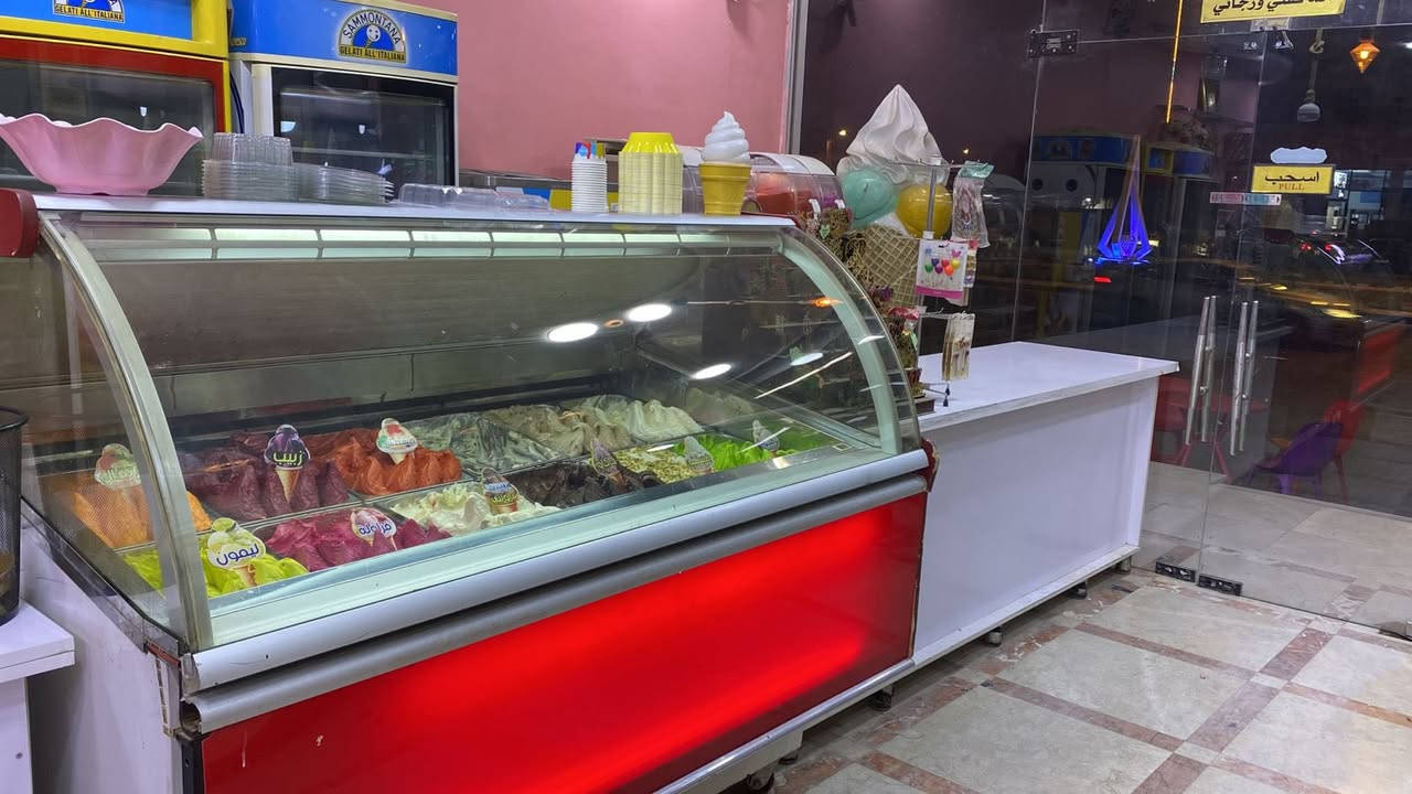 عارضه ايطاليه صطحيه للبيع العنوان البصرة الاستفسار اتصل على الرقم ***********
