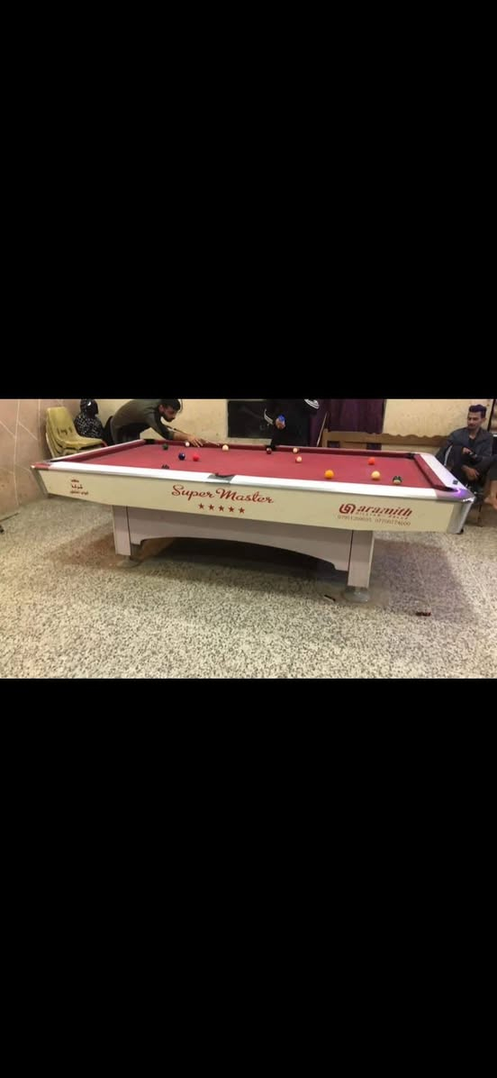 ميوزه مستخدم وجديد 🎱⬇️
☑️✅
يوجد لدينه توصيل 🚛لجميع المحافظات العراق...... ⬇️
☑️✅
ويوجد لدينه كادر مخصص لنصب لميز🎱....نقل وشد .... ⬇️
☑️✅
مع كيوبات طوبات 🎱🎱🎱... ⬇️
...... ⬇️...... 
الستفسار *********** بي واتس📞
