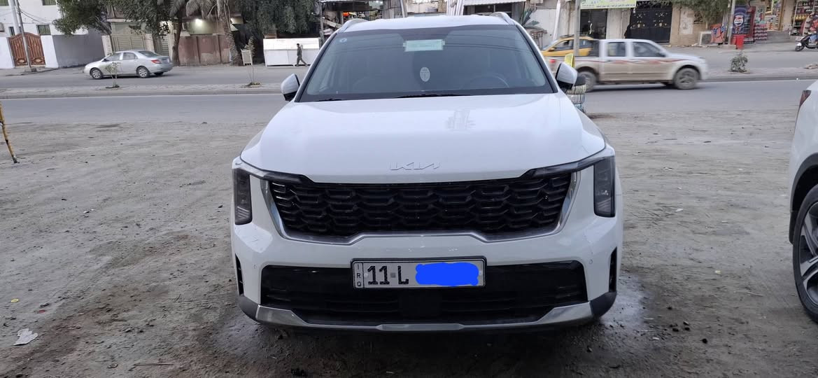 السلام عليكم .سورنتو خليجي موديل ٢٤ كفاله عامه ٦ سلندر رقم بغداد ماشيه ٢٢ الف سيار بعده بنايلونات الشركه بفضل الله بالكارتون ويل ١٩ ضمان الدوليه ومعروفه مواصفاته مكانه سماوه المركز هاتف *********** وبي وات ساب
