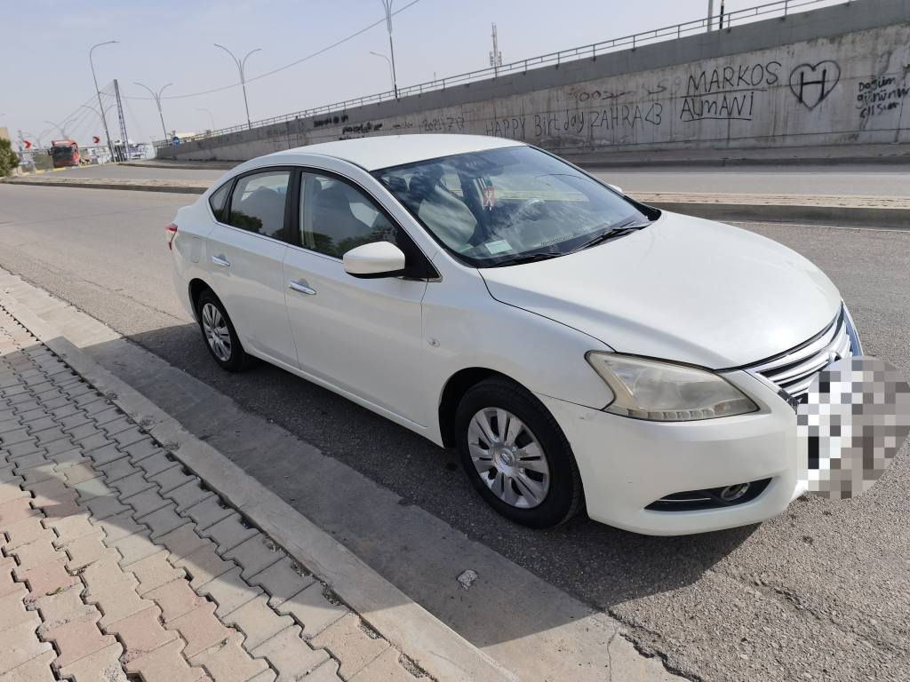 سلام عليكم 
سياره سنترا خليجي موديل 2014 
ابيض رقم سليمانيه سنويه و رقم جديد بسمي 
بيه كوبون بانزين 
بيه نص قطعة صبغ فقط ماشر بصوره 
سياره مال بيت كلشي بشرط 
سعر 108 بيه مجال قليل 
***********
مكان كركوك كركوك, العراق
