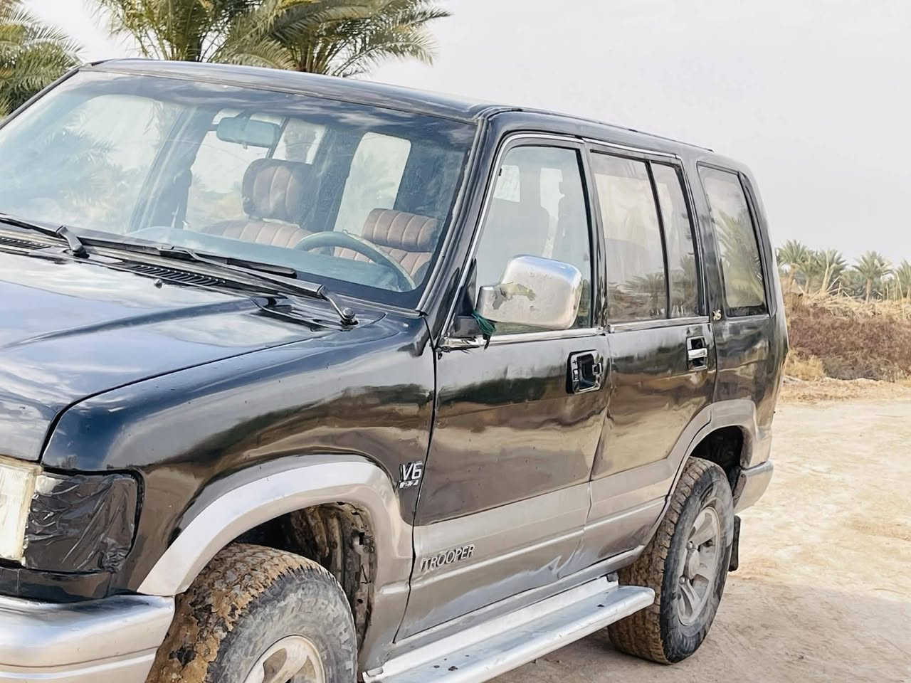 ازوزه للبيع
موديل ١٩٩٣ ابئسمي مداور ثاني يوم
رقم ذيقار
تختم تاير جديد
محرك ٣٠٠٠ فيشه وبطل فيفيتي مكفول
اكسل گير مكفول
صبغ عام لجماليه بدون ظرر

أتصل ***********
