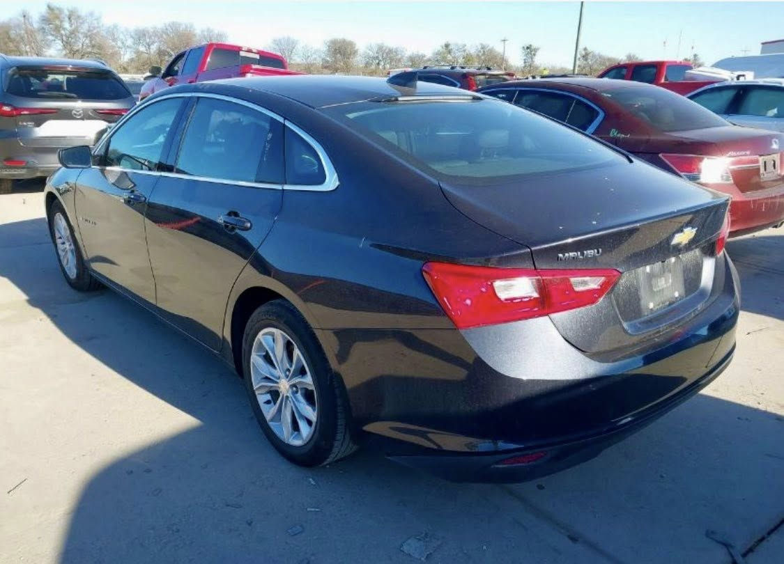 ماليبو 23 LTرقم اربيل السياره مابيها اي شي اطلاقاً ولاعايزه شي ماشيه 58 الف مكانها نجف حادثها باب وجاملغ والسياره فقط ايرباك برده والصور مرفقه والسعر قفل نهائي 138 غير قابل للمعامله واني اعرف شنو اكو بالسوك واعرف كلش زين شنو جاي ابيع السياره معايزه شي ولابيها اي مشكله من اي نوع وافحص وين ميعجبك***********
