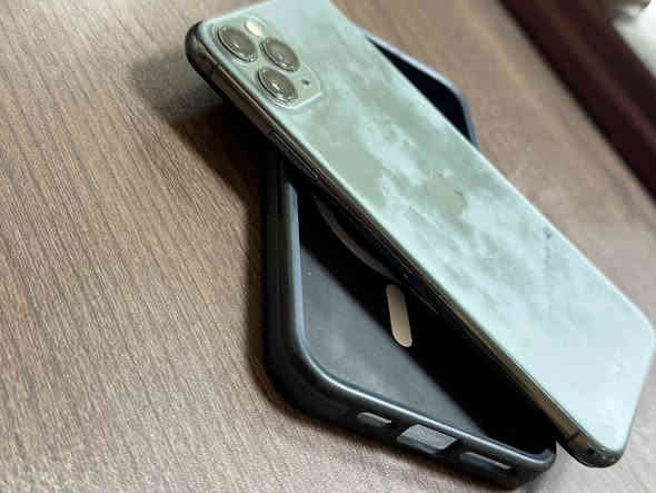 اسلام عليكم 
للبيع ايفون 11برو ماكس 
الذاكره 512
بطاريه 100
مبدل بي شاشه نوعيه زينه وبطاريه
السعر 400 وبي مجال 
مكاني بغداد البنوك

‭0771 657 4719‬
