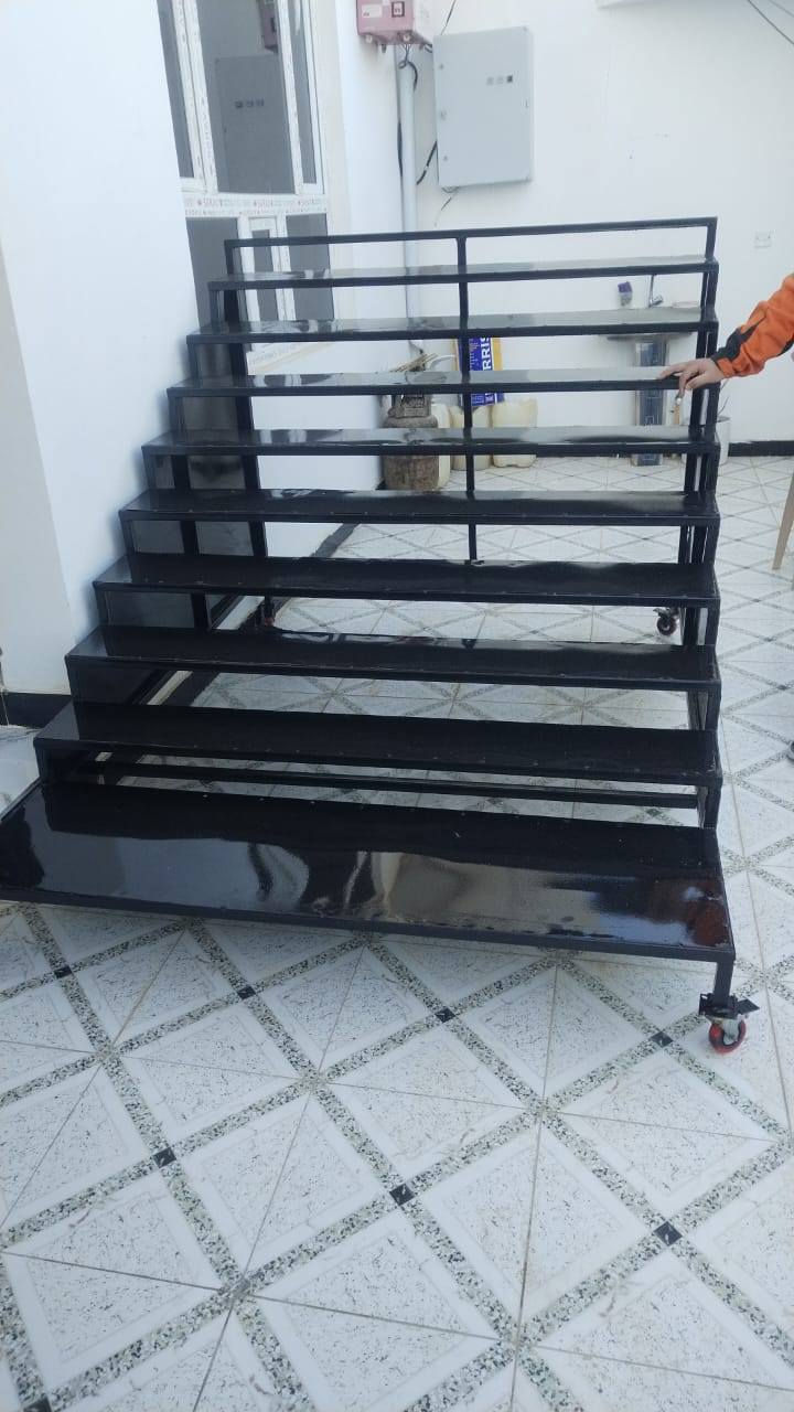 رف للبيع الطول 260سم العرض 153سم جديد بعدة للستفسار ***********
