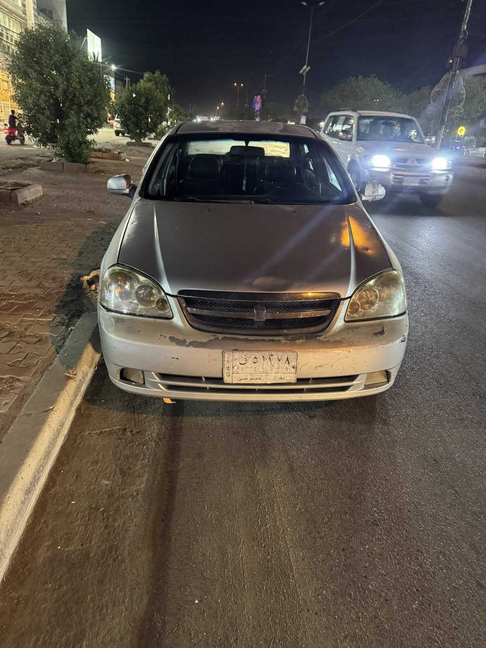 السلام عليكم عندي اوبترا موديل ٢٠٠٤  محدثه الداخل٢٠١٢ كير محرك نضيف كير عادي للاتصال ***********
