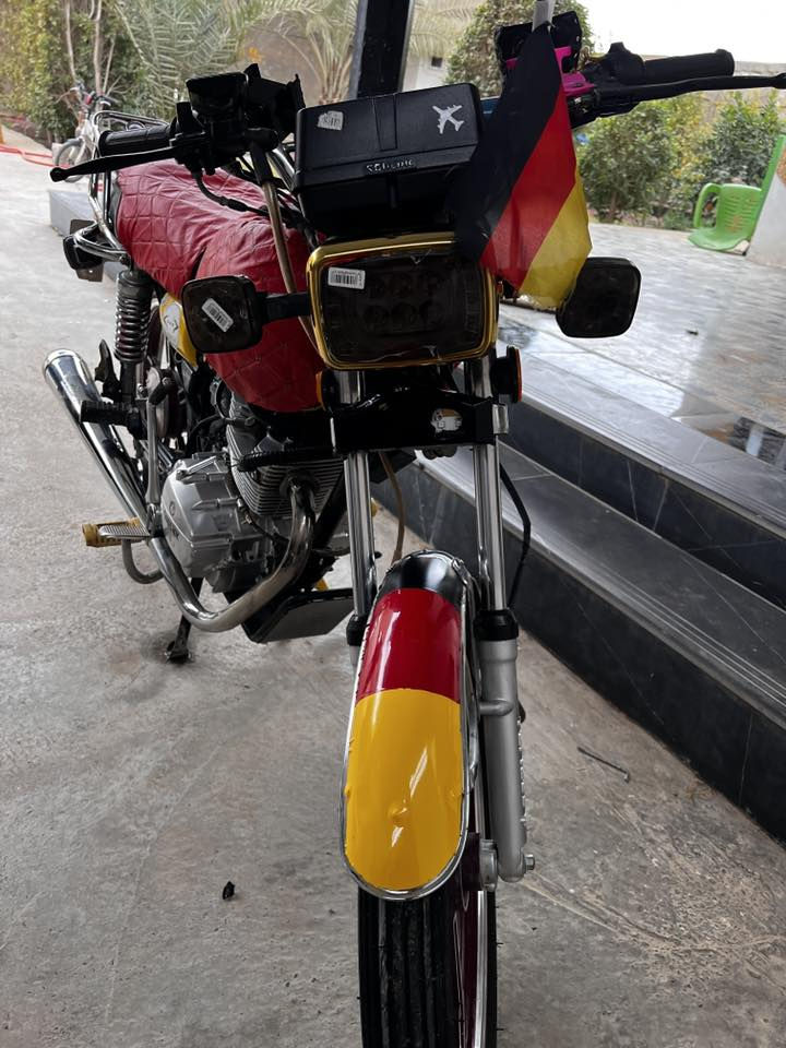 السلام عليكم دراجه سيفان 23 دراجه كله علشرط كامله مكمله محرك شرط كهربايات وضع شركه للبيع السعر 560 وبي مجال للشرايه مكاني صلاح الدين قضاء الدور ***********
