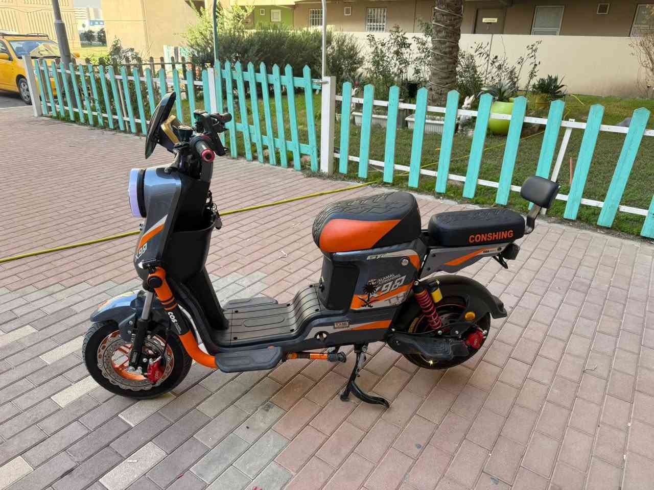 دراجة شحن للبيع سعره ٥٥٠  دراجة جديدة.         الرقم : ‭٠٧٧٠ ٦٩٢ ٥٤٠٠‬
