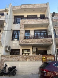 البيع دار مسلح بناء 2022    المساحة   125  متر      الواجهة   7  متر  ...