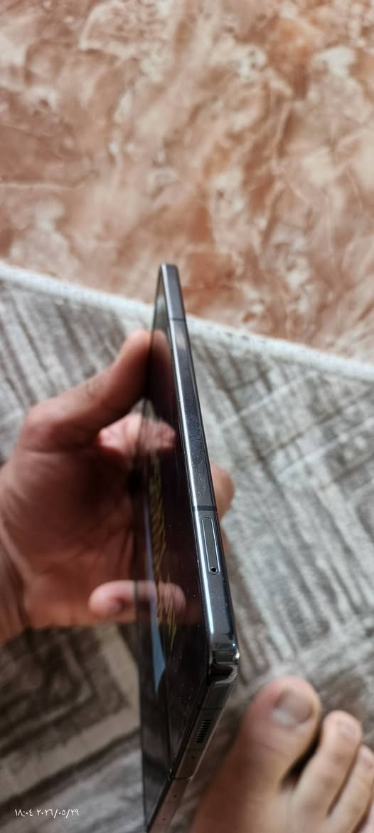 فولد 5 ذاكره 512  ويا كيبل فقط شعندك مرواس من الكوت او بيع متوفر توصيل السعر اتصل او راسل خاص ***********
