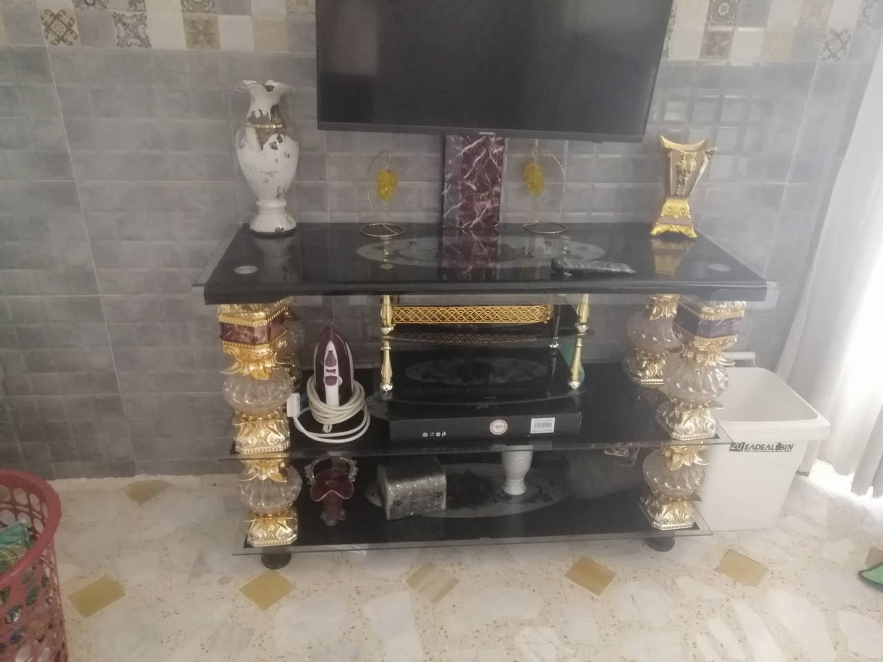 سلام عليكم ورحمة الله وبركاته ميز لبيع فقط سعر ٥٠ وبيه مجال لل شراي مراسله خاص العنوان الخالصه الزجاجية


**إذا كنت صاحب هذا الإعلان وتريد حذفه لأي سبب، رجاءا أرسل رسالة إلى الدعم الفني**