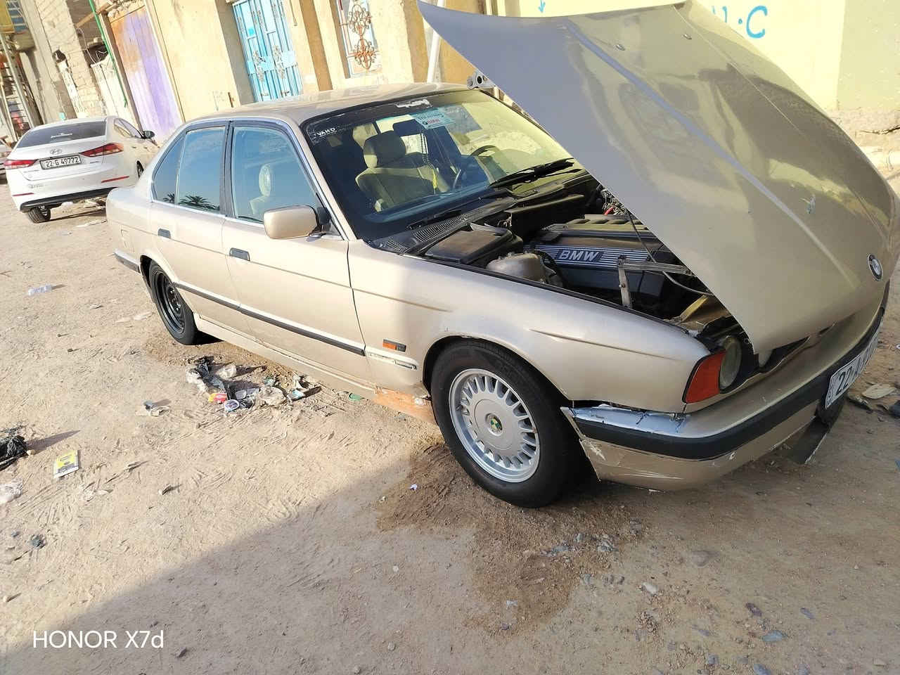 سلام عليكم بي ام موديل 93 محرك بلاد 6 سلندر كير عادي سياره حلوه شوفت العين حداديه تعبانه ايرفلو عاطل تبريد شغال رقمها اربيل انكليزي سياره عندي وكاله عامه سنويه ل 29
السعر 30 وبيها مجال اراوس حسب الغناعه
رقم التليفون ***********
