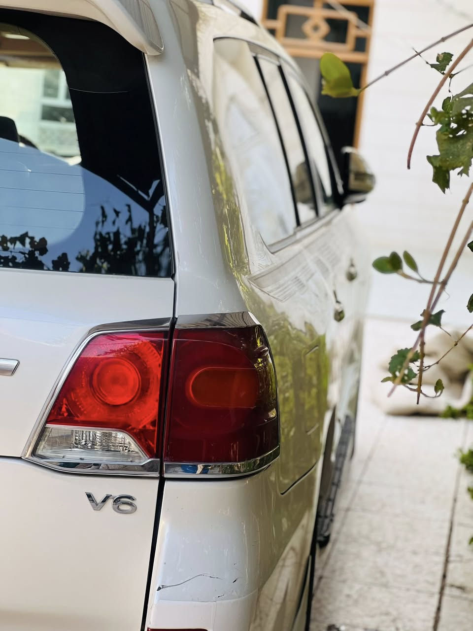 🔥مستعجل بلبيع السعر جوه لسوك 
🔥لاندكروز موديل 2014
🔥ابريم اصل 
🔥رقم بغداد 
🔥تحويل ثاني يوم 
🔥موصفاتها مفروفه 
🔥فول لفول 
السياره بيها مكانات صبغ في البيبان العكس السايق فقط اثر شخوطط  ***********
