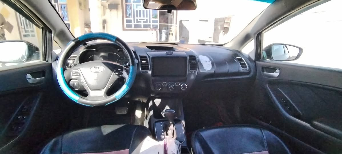 سيارة فورتي ٢٠١٨ رقم أربيل سنوية ٢٠٢٣ وارد أمريكي سونار مرفق مع صور للاستفسار *********** الصويرة, واسط
