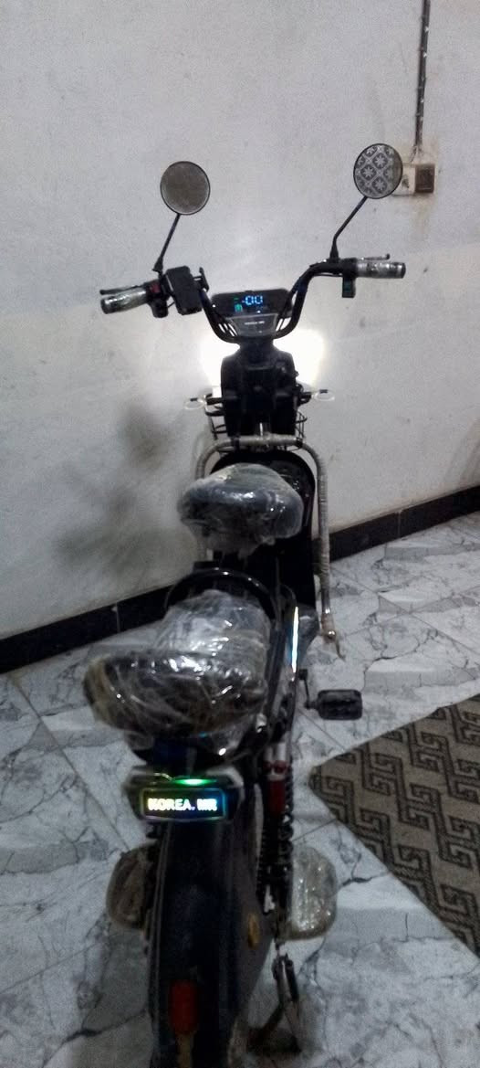 اسلام عليكم شباب با سكل شحن موديل 25 نظيف للبيع السعر 350 بي مجال مكان ديالى بعقوبة جسر خرنابات الاستفسار الاتصال عل رقم ***********
