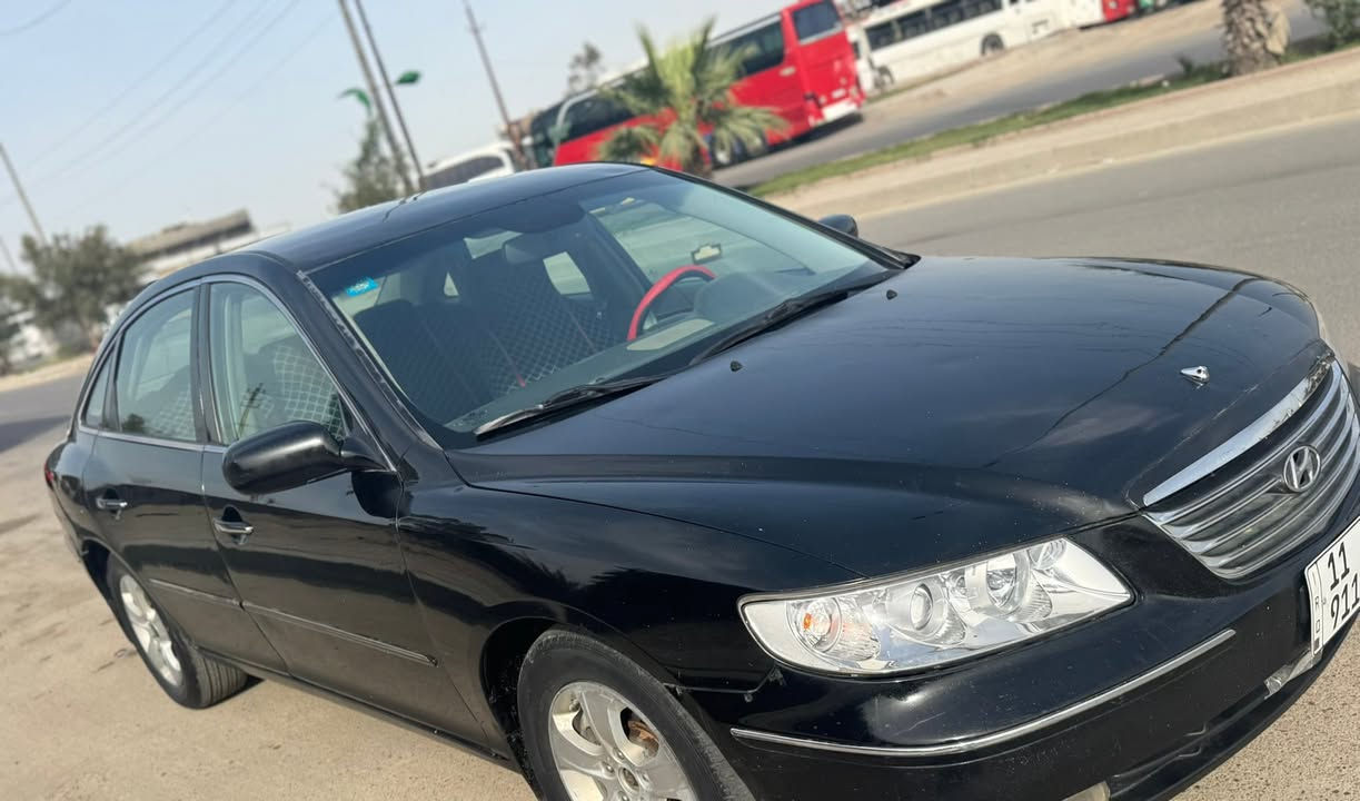 ازيره ٢٠٠٧
للبيع مصبوغه جماليه
بسمي رقم بغداد نكليزي
سياره جاهزه كير مكينه تبريد ثلج
تبريد امامي خلفي بيانو
تحكمات ستيرن جهتين
تخم تاير
كامره خلفيه
حساس خلفي
داخل بيجي
كشنات كهرباء
شاشه جبيره لمس
سياره جاهزي اي نقص مابيه
السعر ٧٧ 
للستفسار ***********
