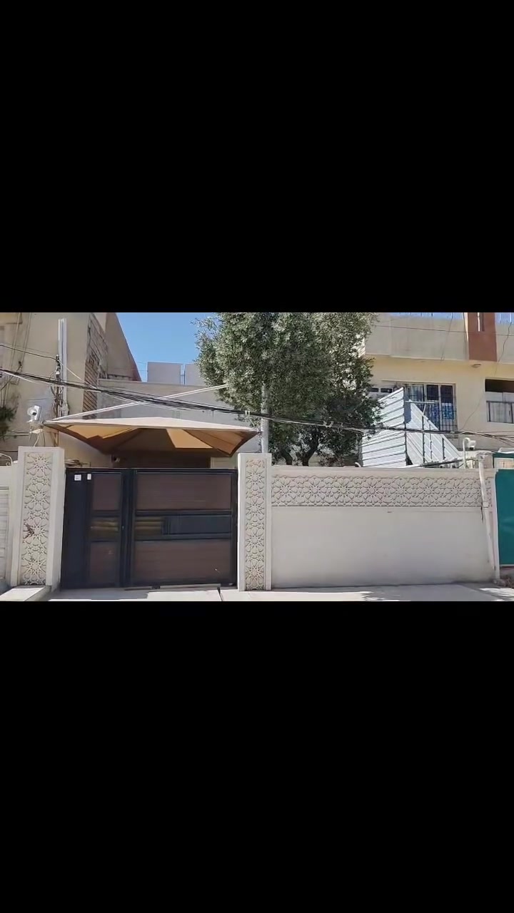 ◾️سلام عليكم بيت للبيع 
◾️المساحه 150 متر طابو صرف 
◾️الموقع حي المعلمين قرب مدرسه الخابور
◾️قريب جدا ع شارع الرئيسي  
◾️تفاصيل البيت غرفتين نوم ومخزن وكراج 
◾️وحديقه صغيره ومطبخ واستقبال وصحيات 
◾️للاستفسار اتصل
◾️***********
◾️***********
◾️مكتب الشمس للعقار بعقوبه حي المعلمين
