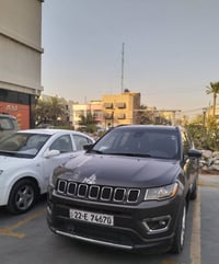 بيع او مراوس بنفس السعر جيب كومباس 2021 LIMITED  فول مواصفات عدى البان...