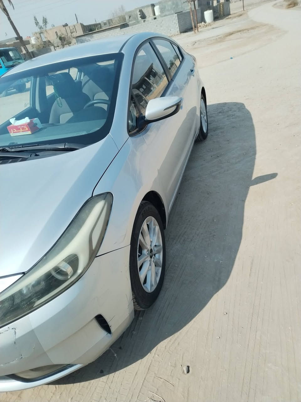 سلام عليكم سيراتو للبيع 2017رقمه بغداد دولي بسمي سنويه جديده وهزه جديده ماشيه 120 الف حقيقي محرك وكير وحداديه وتبريد ثلج تخم تاير جديده مكفوله من الفتح وتبديل والصبغ  بيه شي بسيط جورد بل قماره غير هذه مابيه شرط قطره صبغ مابيه سياره سونار وي المنشور
مواصفات عاديه سياره
سعره 132 وبيه مجال بسيط ال شراي مكان سماوه اي استفسار اتصال
***********
المو شراي لا يكسر بحلال العالم
