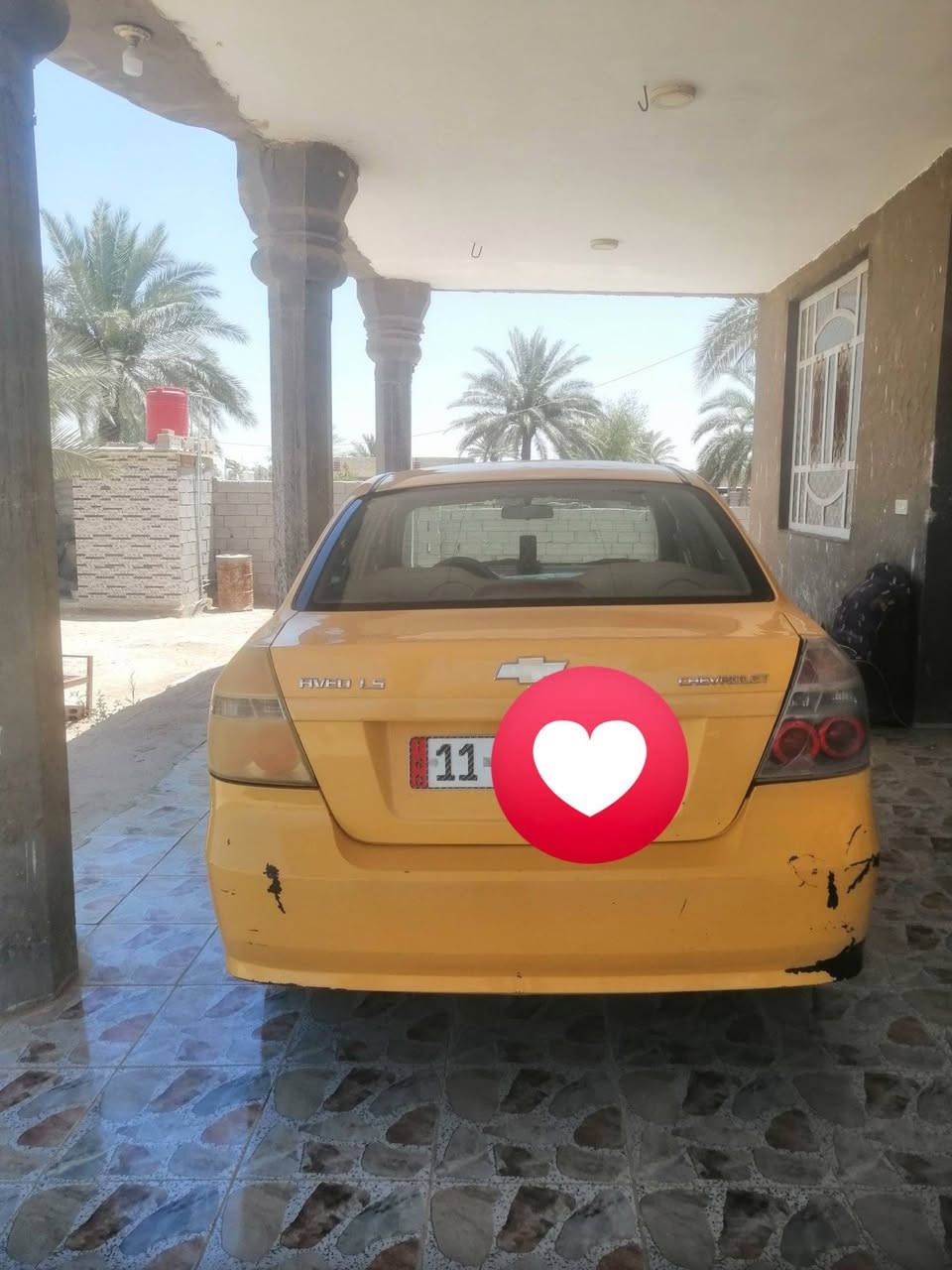 افيو للبيع موديل 11 اوتماتيك  شركه عامه كير ومحرك مكفول السياره بسمي هيه وغرامات مصفره بيها باب وجاملخ مبدل بدون دواخل تخم تاير جديد ودشمه جديده السياره مال جنايي السعر 55 وبيها مجال مكاني النيل ***********
