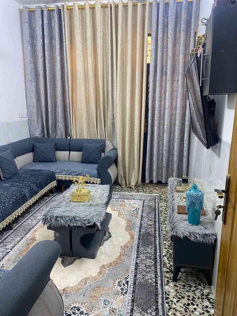 سلام عليكم
بيت للبيع 

بغداد البياع الشرطه الخامسة 

زراعي سند 25

الاستفسار الرقم ***********-+ ***********
