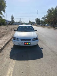 كامري ٢٠٠١ • انكليزي • محرك نضيف