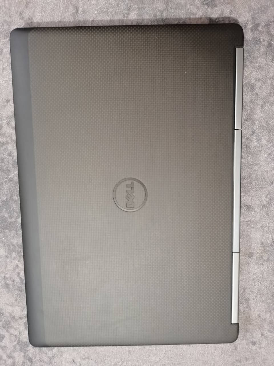 للبيع Dell Precision 7510 Workstation محطة عمل احترافية للمهندسين والمصممين

المعالج: Intel Xeon E3-1535M v5

الذاكرة: 16GB RAM

التخزين: SSD 1TB

كرت الشاشة الخارجي: NVIDIA Quadro M2000M 4GB

كرت الشاشة الداخلي: lntel HD Graphics P530 8GB

النظام: Windows 11 Pro

المزايا الإضافية:

- كيبورد ضوئي مريح للعمل الليلي

- جنطة أصلية + ماوس ليزر احترافي

- شاحن أصلي 180W

 للتواصل ***********

الجهاز مكفول ونظيف جدًا

خيار مثالي للمهندسين والمصممين والطلبة في مجالات الأمن السيبراني والهندسة عرض أقل

