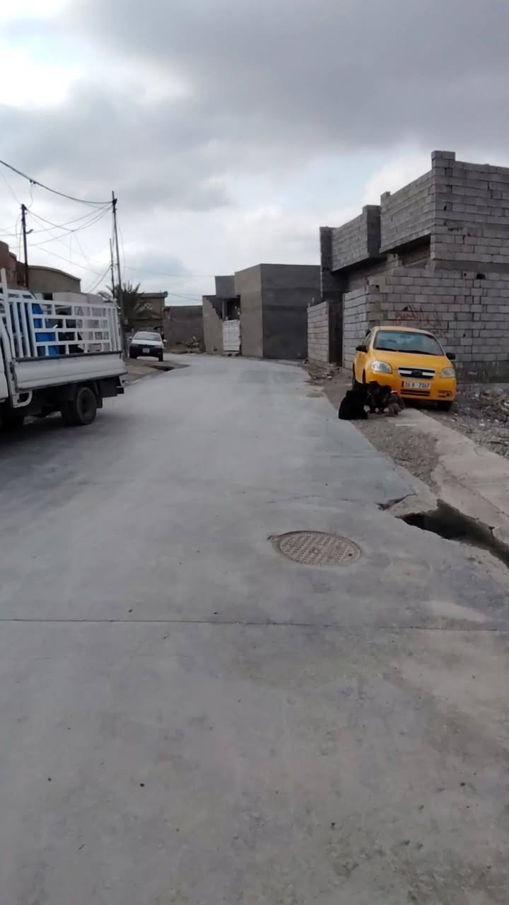 قطعة 108متر مربع صيادة زراعي خلف جامع الحاج شكر خامس فرع سعرها مناسب للتواصل واتساب ***********
