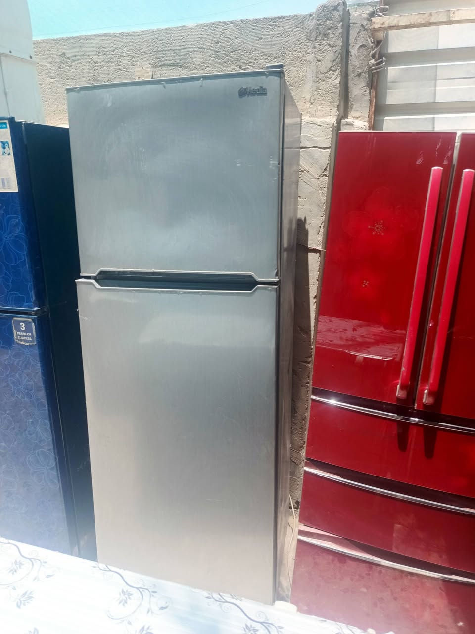 ثلاجات نضيفات جميع الاحجام و اسعار مناسبه 
كربلاء شبانات قرب محطة نيزك 
واتساب ***********
