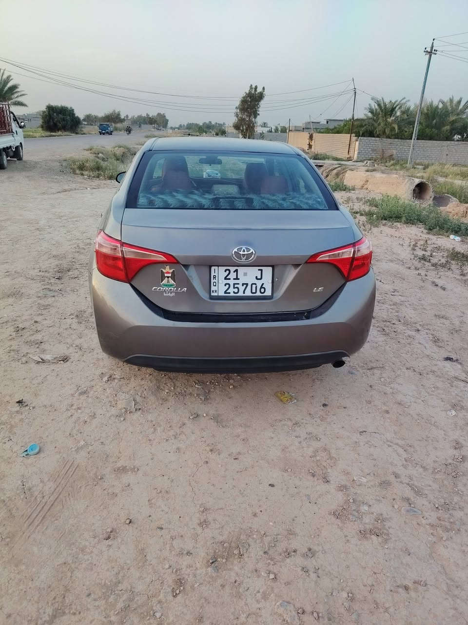 كورلا2017 فئة LE للبيع 🚗
رقم شمالي تحويل مباشر ✔️

✅ مكينة مكفولة
✅ كير مكفول
✅ تحكم سترين
✅ شاشة
✅ كامرة خلفية
✅ تبريد تتدفه 
 صور الحادث سونار مرفق مع الصور
مكان السياره ديالي
السعر 120  وبيها مجال .
***********
