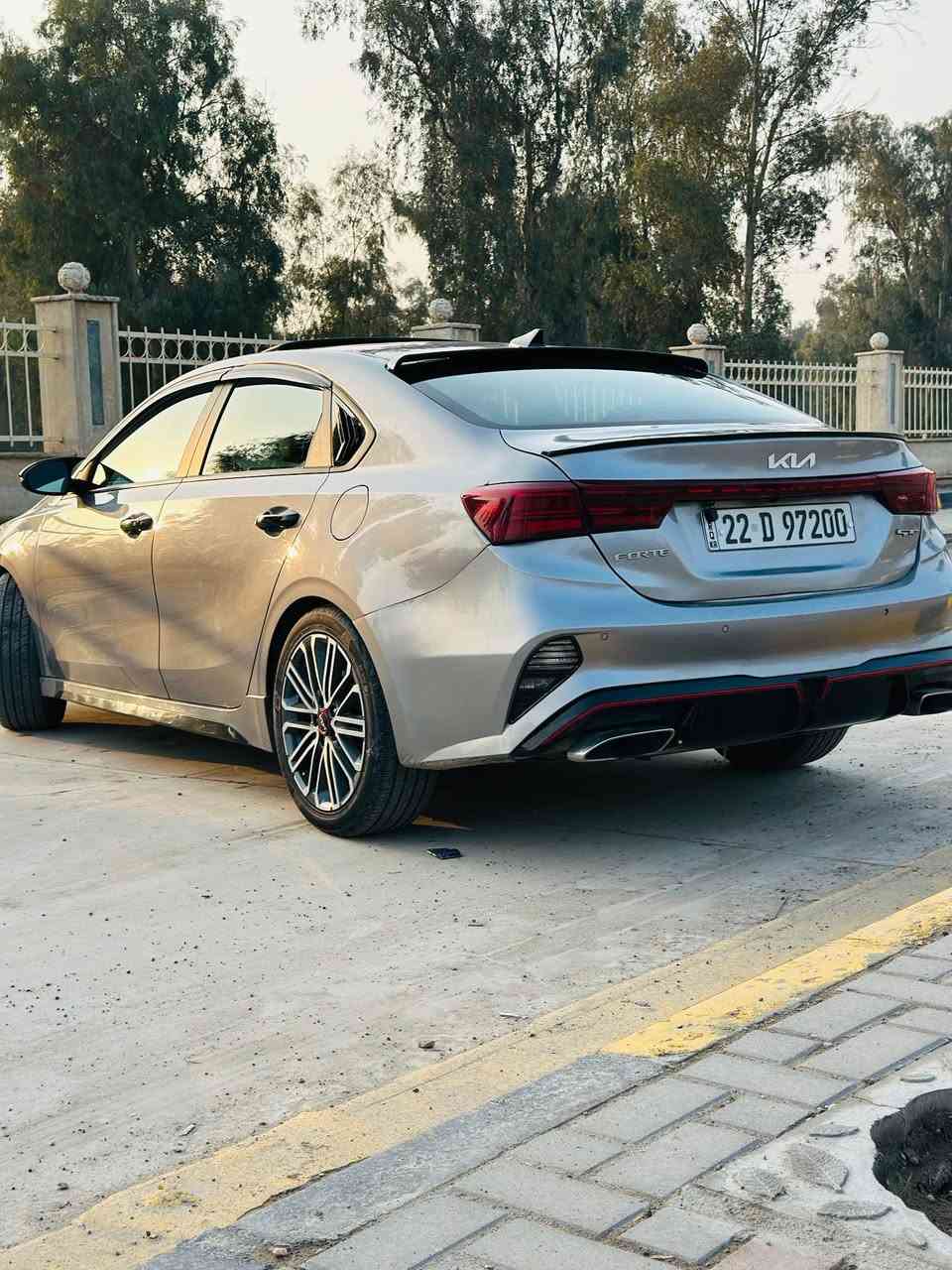 KIA FORTE GT 2022 كيا فورتي 
المواصفات : 
🔥-لون سموك مميز 
🔥-بصمه تشغيل ابواب وصندوك 
🔥-بصمه تشغيل عن بعد 
🔥-محرك 1600 توربو 
🔥-كير DCT دبل كلج
🔥-حساسات خلفيه توقف ذاتي  
🔥-رادار امامي مانع اصطدام 
🔥-كشن GT اسود مطرز احمر 
🔥-رادارات 360 درجه امامي جانبي خلفي
🔥-تحكمات ستيرن 4 جهات فول 
🔥-وضعيات قياده (normal-smart-eco)
🔥-مثبت سرعه ذكي (تحذير مغادره مسار)
🔥-شاشه كبيره 
🔥-car play -android auto 
🔥-نضام صوت رياضي هارمن كاردن 
🔥-ويل كب 18 رياضي 
🔥-ستيرن حرف D 
🔥-7 الوان دشبول + ابواب 
🔥-علامه GT متغير الوان مع انضمه قياده
🔥-سقف اسود +داخل اسود بلادي
🔥-لايت 3 عدسات (حساس عالي ناصي)
🔥-اشاير مري 
🔥-اناره ترحيب 
🔥-بك لايت لد وسكنات لد 
🔥-كشنات تدفئه + تبريد 
🔥-كامره اماميه تحديد مسار + قياده ذاتيه
🔥-مانع انزلاق نضام تركشن 
🔥-تبريد شاشه دبل فريز منفصل 
🔥-فتح صندوق ذكي عند الاقتراب 
🔥-ممشى 41 mi
🔥-رقم جديد شرط التحويل 
🔥-فحم اكزوز اصلي 
🔥- كشنات كهربائيه 
🔥-بعد بيها هواي مواصفات 
السياره ضررها قبق صندوق صبغ وبارد باب خلف النفر 
السياره جديده وجاهزه طخم تايرات جديد /باتري جديد /ادامه كامله قبل اسبوع ما ناقصها برغي
سعرها 170 وبيها مجال  
للاستفسار :-
***********
*********** موصل, نينوى
