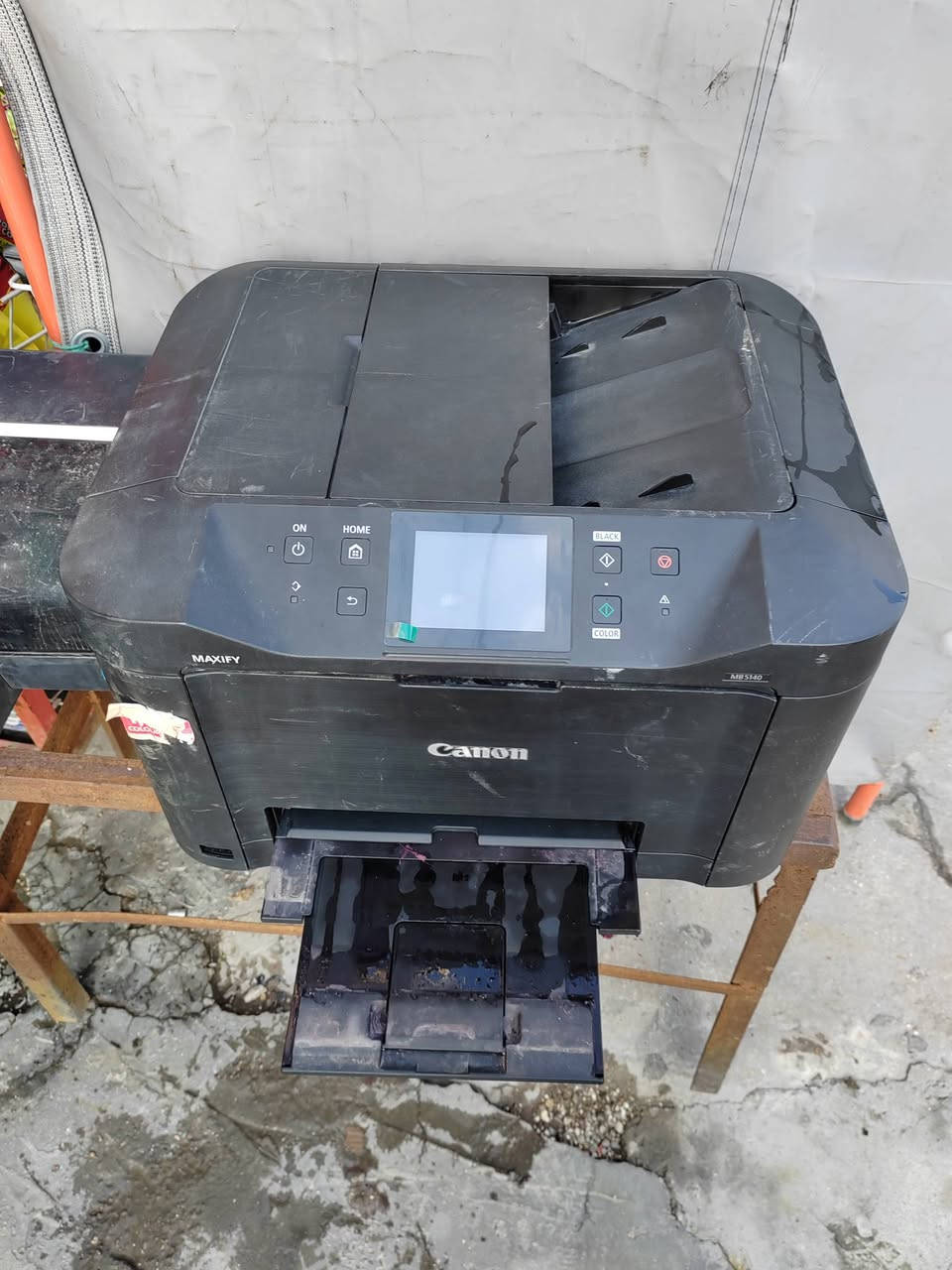 طابعات عدد ٤٥ طابعة.. ابيع فحم
Canon و hp و و انواع... سعر الوحدة ١٠ الاف سعر الشلع ب ٢٥٠ الف مكاني الكاظمية
***********
