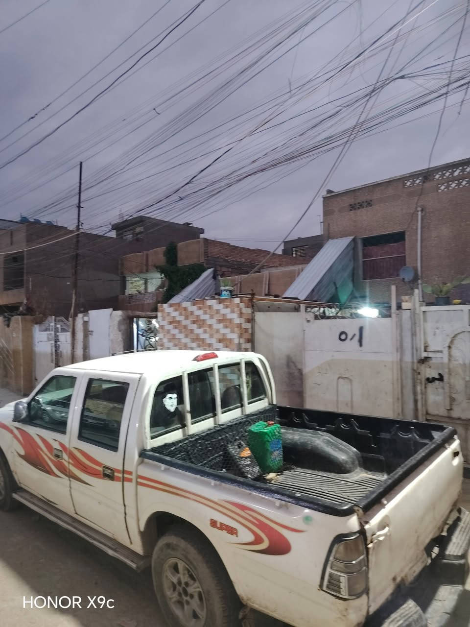 ........
سلام عليكم من رخصت الأدمن بيكم كنو 2007 سيارة خير من الله سعر 27 وهاذ رقمي *********** 🛻
