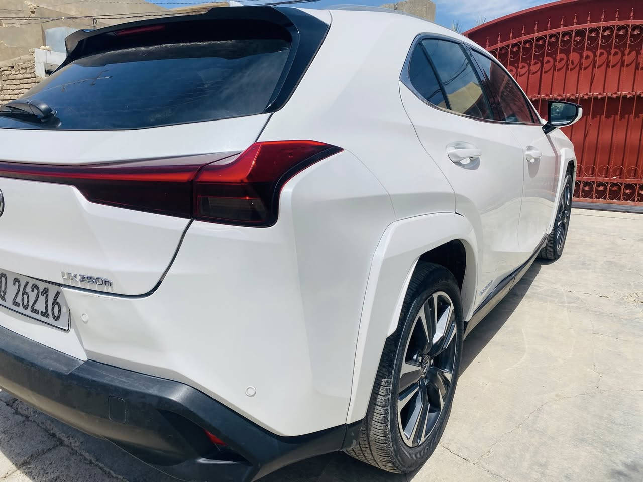 للبيع بسعر مناسب 165 وبيها مجال
*********** مكلف بلنشر
لكزس يو اكس 250 اج Ux250h موديل 2022 هايبرد للبيع ماشية 30 الف ميل حادث بسيط، جاملغ وربع البنيد مكاني سامراء قرب الامامين

محرك 2000 وهايبرد

جلد ابيض

زنون اوتو

بصمة تشغيل وابواب وصندوق

شاشة

جام كهربائي

كشنات كهربائية

سايدبريك كهربائي

اوتوهولد

رادار تتبع

رادار تصادم

رادار خلفي نقاط عمية

تدفئة وتبريد بالكشن

اوضاع قيادة ثلاثة (سبورت ونورمل واقتصادي)
