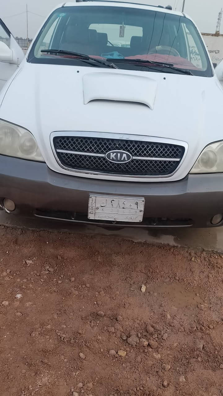سلام عليكم سياره كيا كرنفال كاز موديل 2000 السعر 60 للاتصال بل رقم ***********
