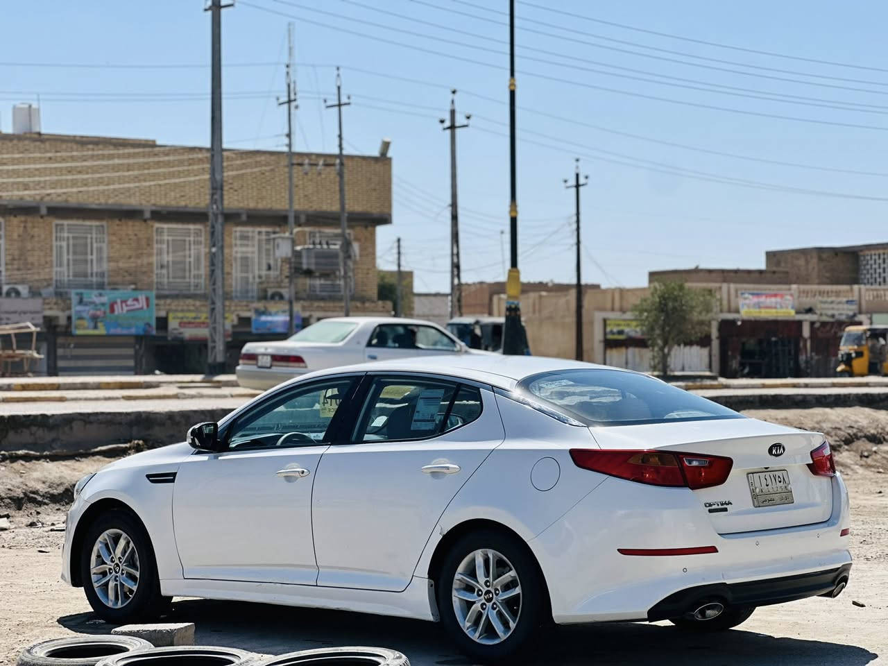 السلام عليكم
كيا اوبتيما 2014 خليجي مكينه 2400 دوش رقم ذي قار الماني سياره جديده و جاهزه بيها قطعتين صبغ فقط 
حداديه وتخم تاير و تبريد و تدفئة ما نقصها شي مواصفات نص فول مري شفط و اشاير بالمري و تبريد قطعتين دبل كزوز تبريد منفصل بيانو داخل عسلي شاشه و كامره وويل كب16 
السعر 137 وبيها مجال قليل 
مكاني ناصريه الغراف 
للاستفسار/ ***********
