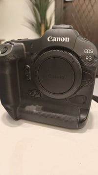 للبيع: كاميرا كانون Canon EOS R3 بحالة ممتازة أعرض للبيع كاميرا Canon ...